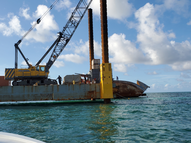 The Lady Carolina during the removal process. 