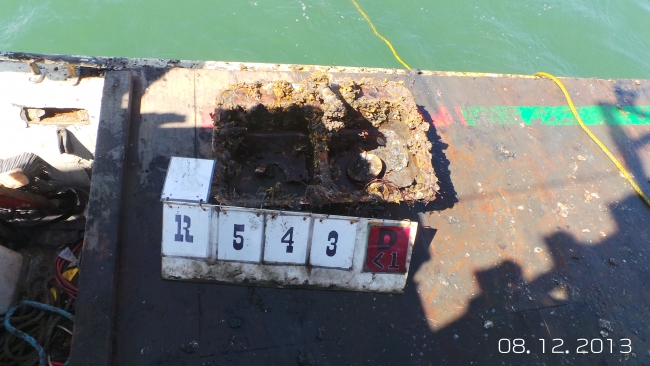 A sink pulled up from the A-8 anchorage site.